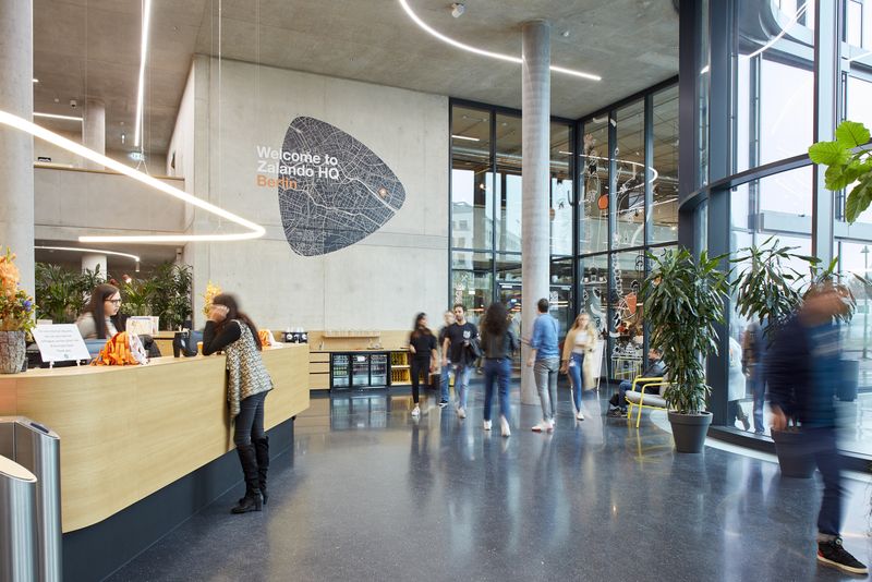 Zalando, una dintre cele mai mari platforme online de modă din Europa, s-a lansat în România