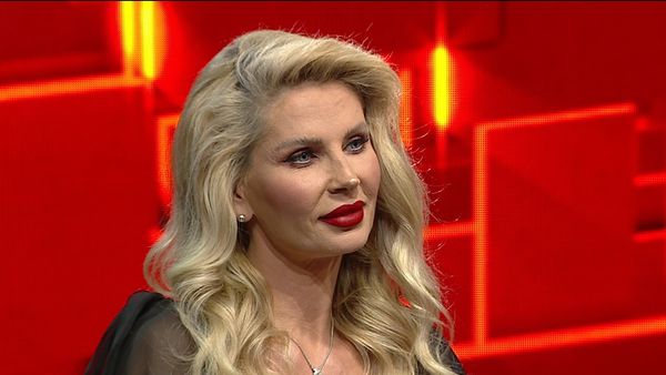 Andreea Banica vine duminica la &ldquo;40 de intrebari cu Denise Rifai&rdquo;. Artista face o serie de dezvaluiri menite sa faca lumina in toate aspectele ce tin cariera si viata personala