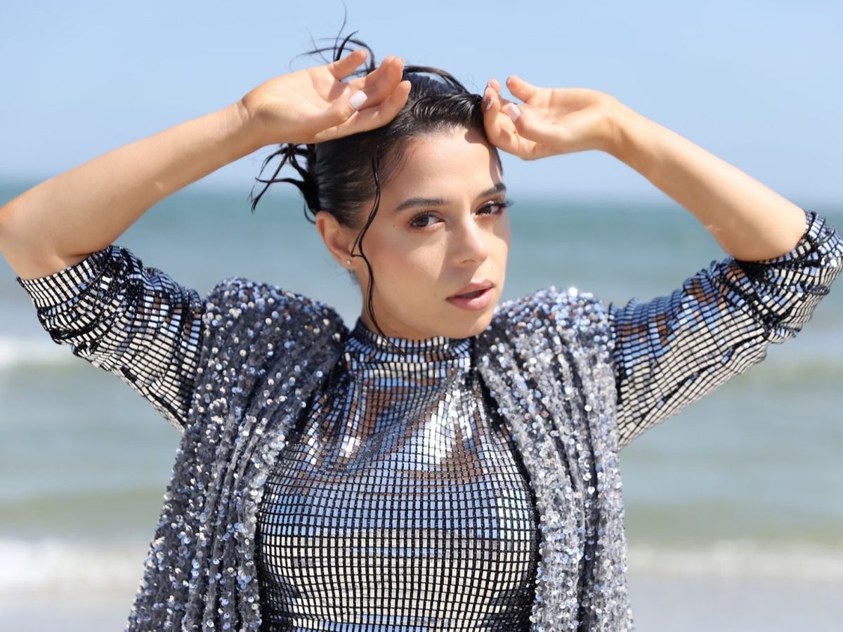 Eugenia Nicolae lansează „Gura lumii”, o piesă inspirată de comentariile pe care le-a primit de la public de-a lungul timpului!