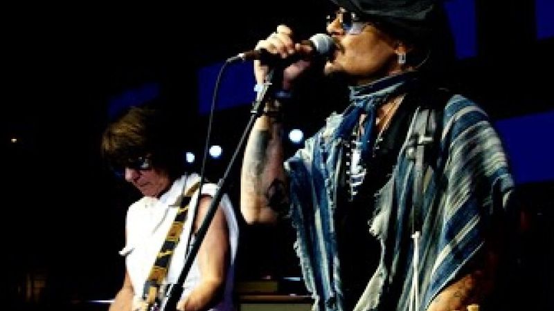 VIDEOCLIP: Jeff Beck & Johnny Depp lansează &bdquo;This is a Song for Miss Hedy Lamarr&rdquo;