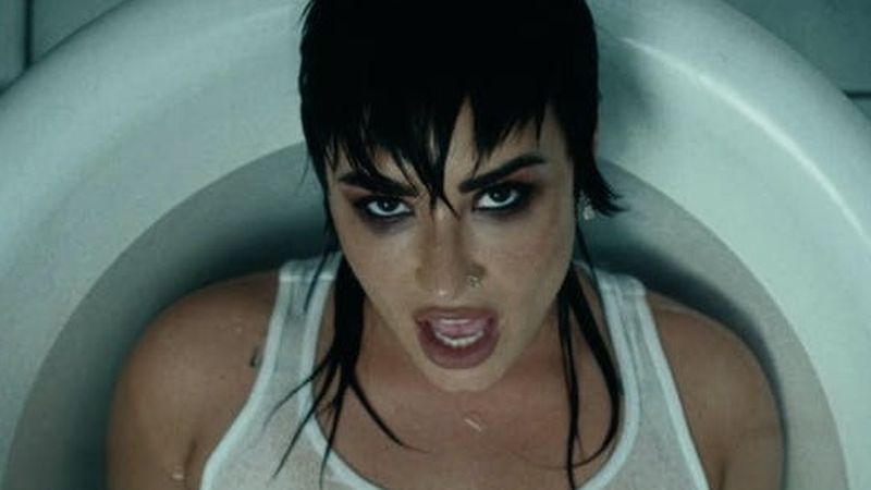 Demi Lovato a lansat &bdquo;Skin Of My Teeth&rdquo; - Versurile piesei aici