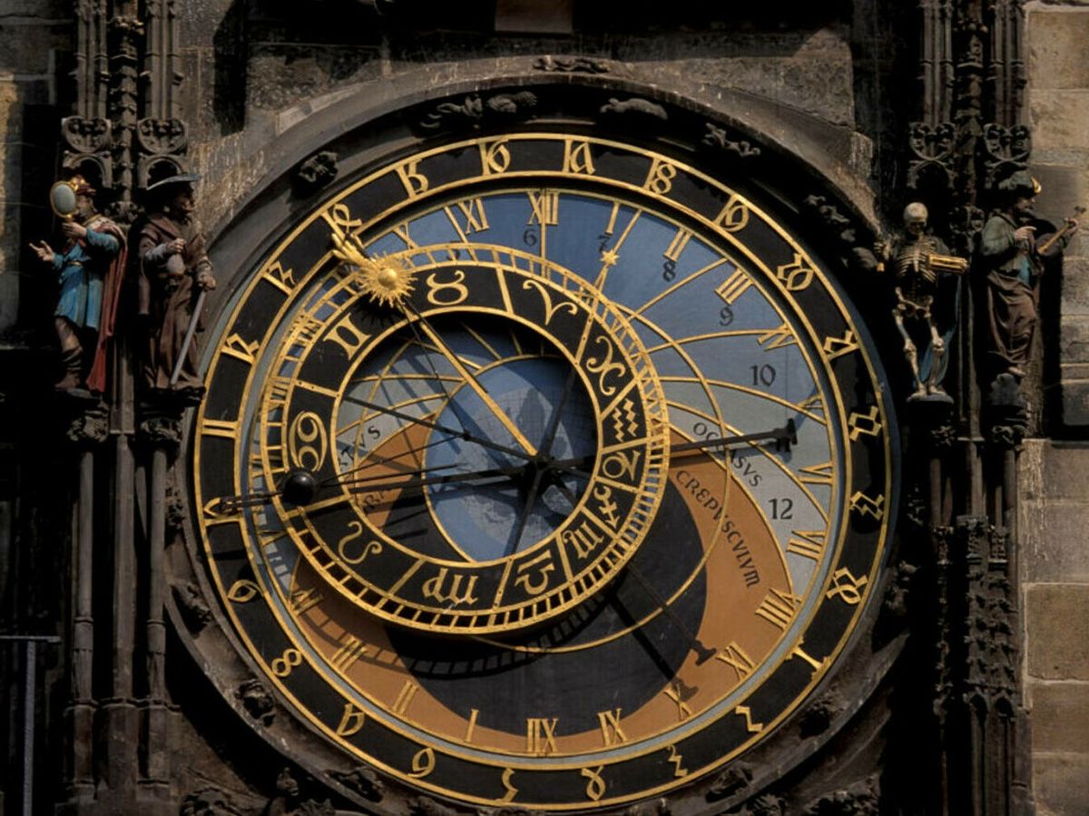 Autoritățile din Cehia anchetează restaurarea picturilor de pe ceasul astronomic din Praga