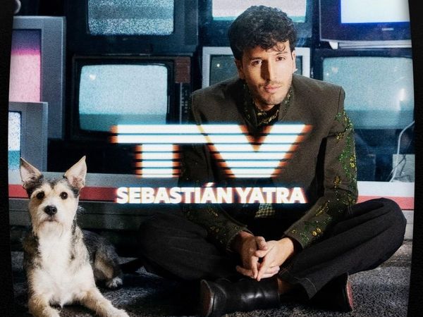 Sebasti&aacute;n Yatra a lansat piesa &bdquo;TV&rdquo; - Versuri aici