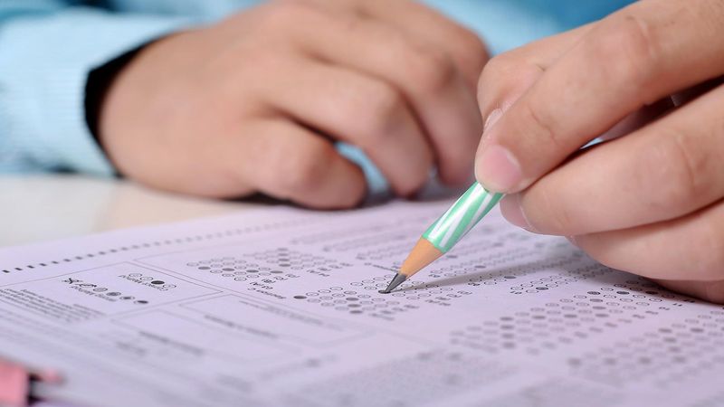 ​Evaluarea Națională 2022! Ce subiecte au primit elevii de clasa a 8-a la matematică. Baremul de corectare aici