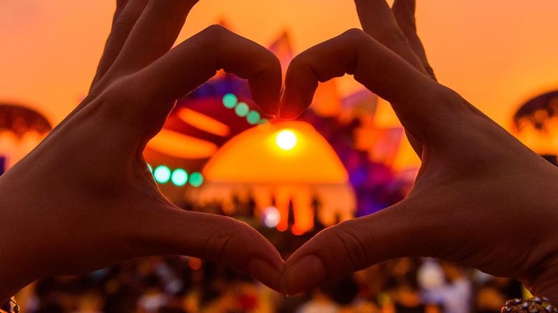 Line-up Neversea! Ce artiști vor urca pe scenele de la malul mării vara aceasta