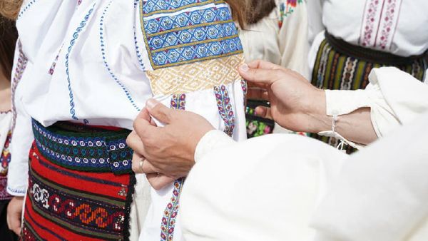 S&acirc;nzienele 2022: Ce semnificaţie are această sărbătoare magică pentru rom&acirc;ni?