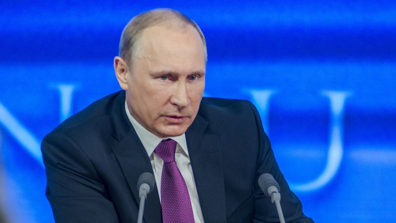 Dimineața Nebună. Mit sau realitate?! Vladimir Putin ar avea un bodyguard care &icirc;i colectează excrementele. Audio