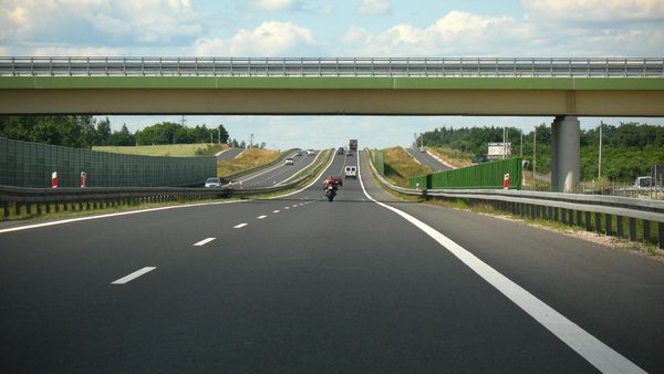 Trafic Autostrada Soarelui live: Cum poţi verifica online cât de aglomerat este drumul spre mare?