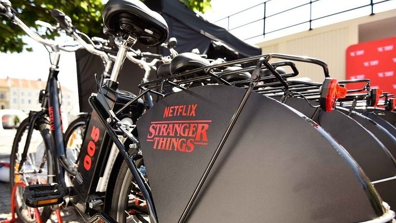 Participanții la Festivalul Internaţional de Film Transilvania,  acces gratuit la bicicletele &bdquo;Stranger Things&rdquo;