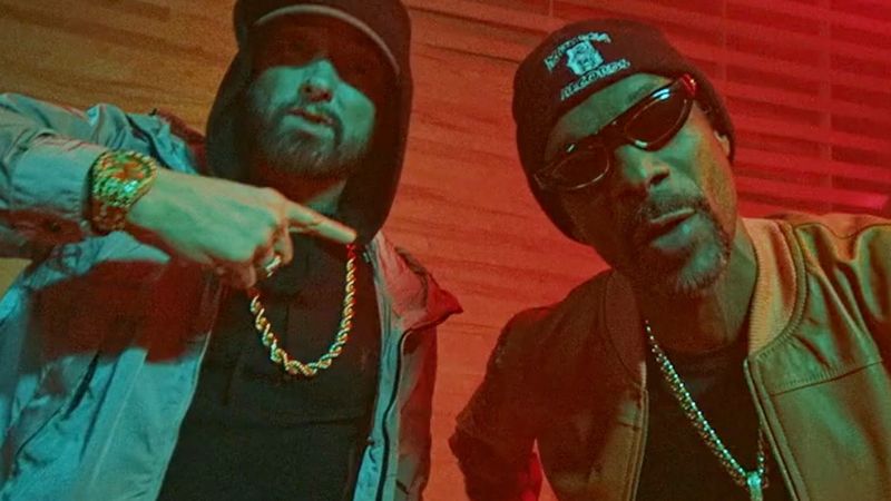Eminem și Snoop Dogg au lansat piesa &bdquo;From The D 2 The LBC&rdquo; - Versuri aici