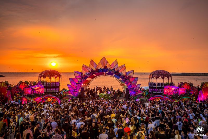 Neversea lansează campania „Student de nota 10”, prin care toți cei care iau examenele merg la festival 