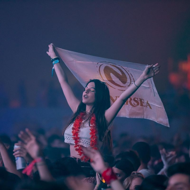 Neversea lansează campania „Student de nota 10”, prin care toți cei care iau examenele merg la festival