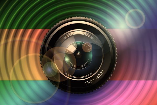 29 iunie: Ziua aparatelor de fotografiat