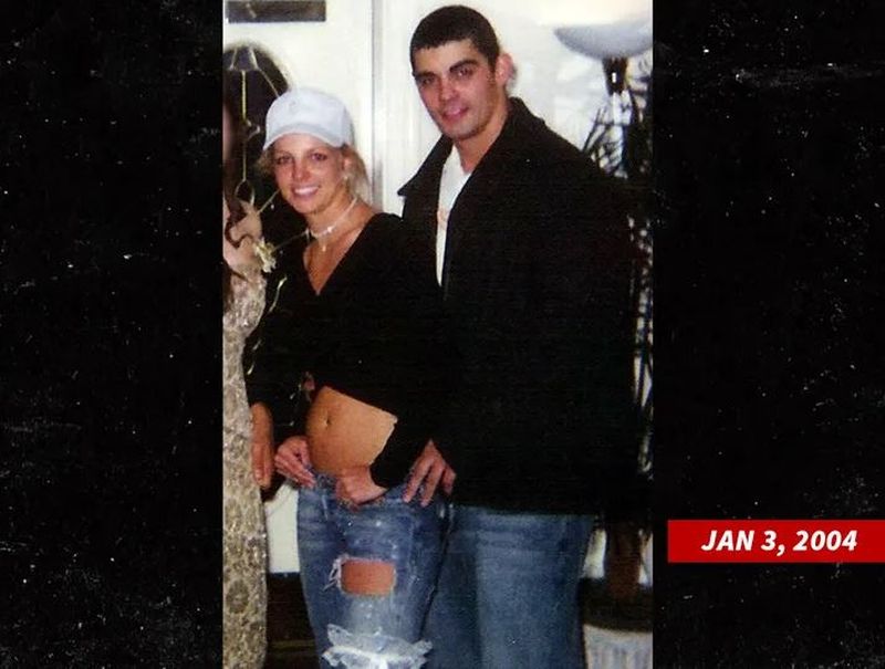 Fostul soț al lui Britney Spears, Jason Alexander, va fi judecat pentru infracțiune după ce a dat buzna la nunta artistei cu Sam Asghari