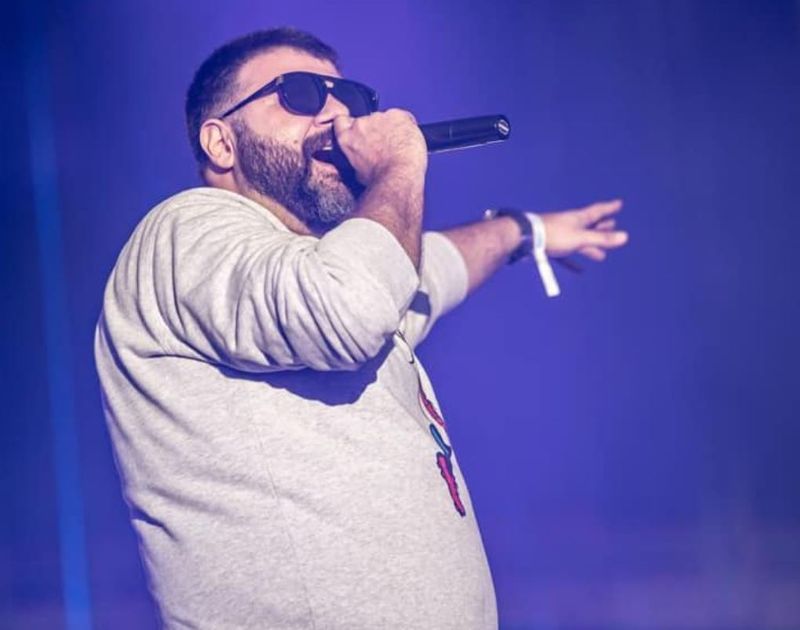  Grasu XXL a sărit la bătaie la un fan, în timpul unui concert