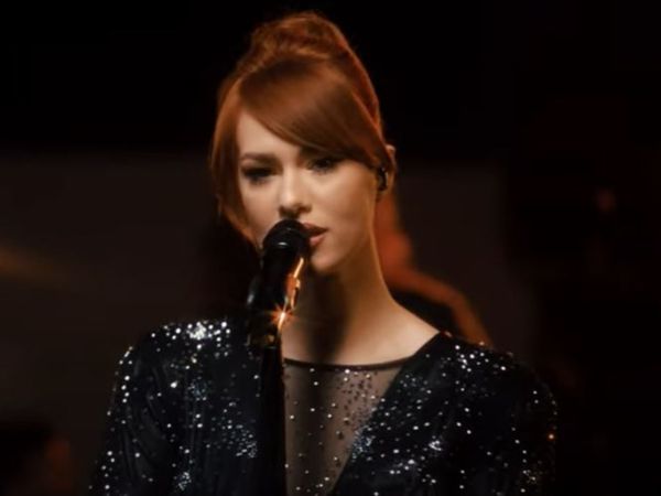 Feli a lansat o versiune live a piesei &bdquo;Flori de argint&rdquo;