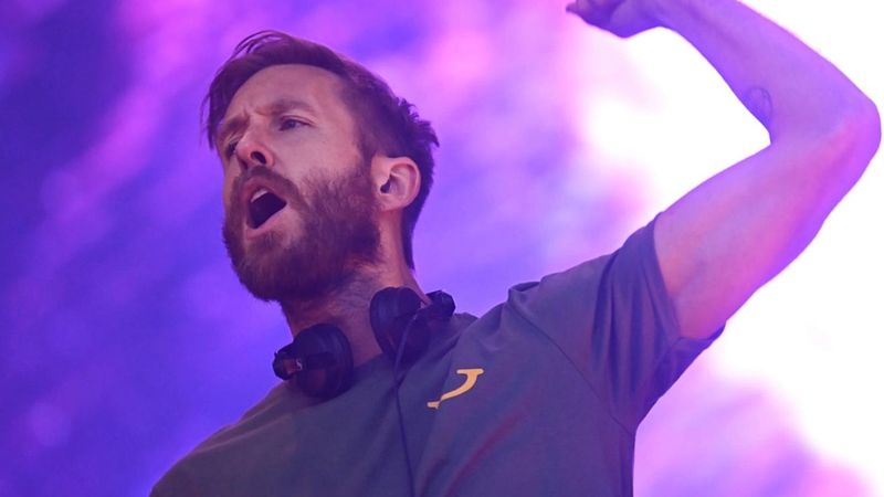 DJ-ul scoțian Calvin Harris lansează albumul &bdquo;Funk Wav Bounces Vol. 2"