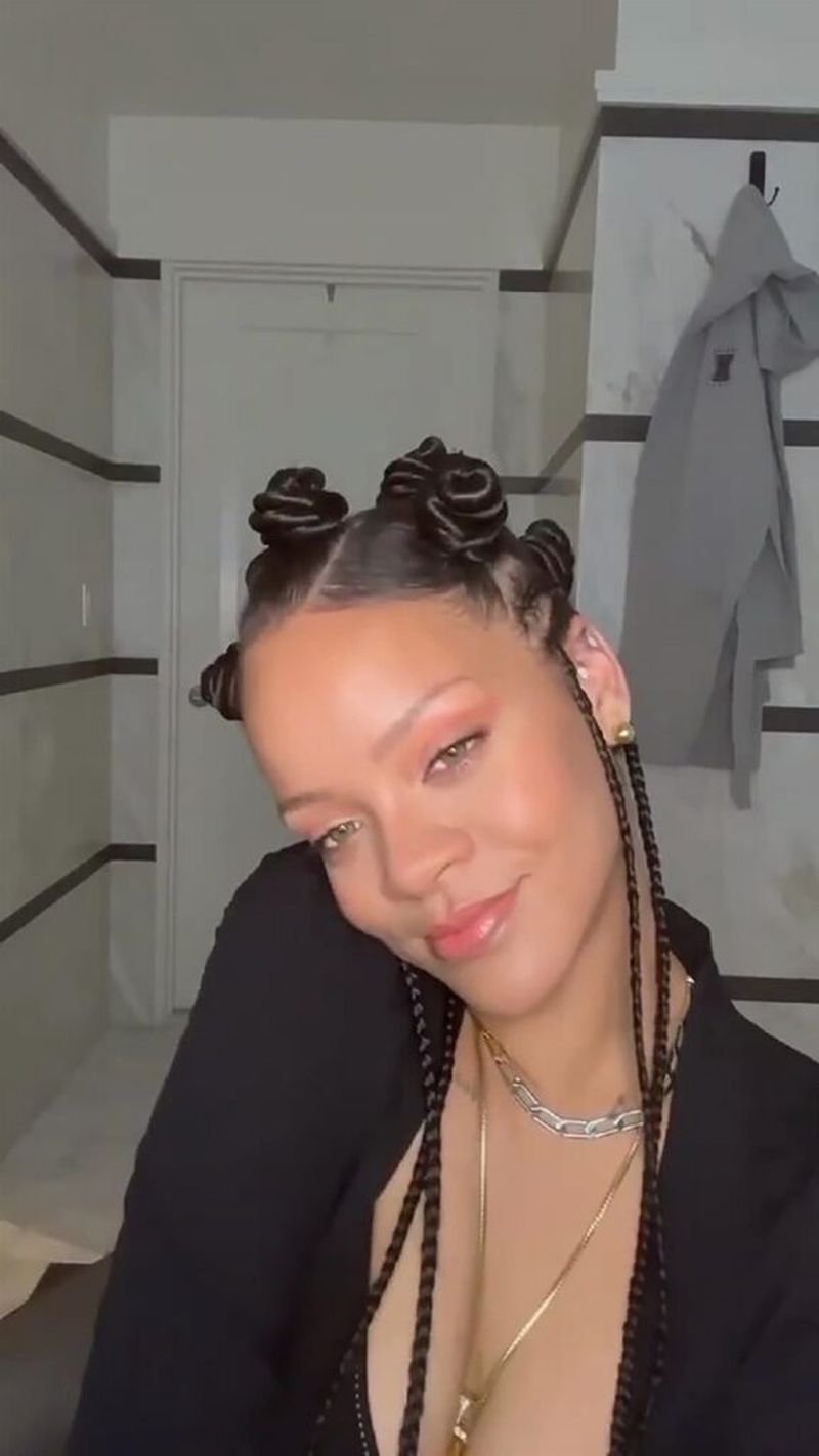 Rihanna, prima apariție publică de când a născut. Cun a apărut artista în văzul fanilor și cum arată după naștere?! 