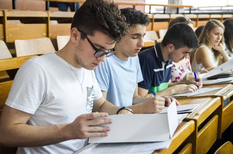 Admitere ASE 2022 Cu ce medii se intră la fără taxă