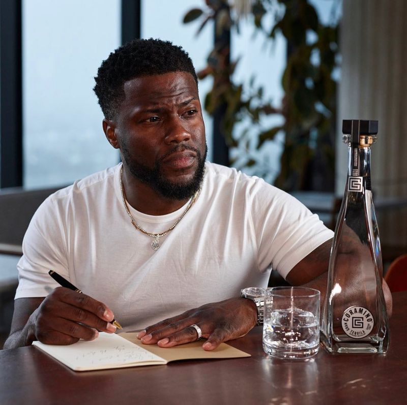 Kevin Hart îşi serbează ziua de naştere