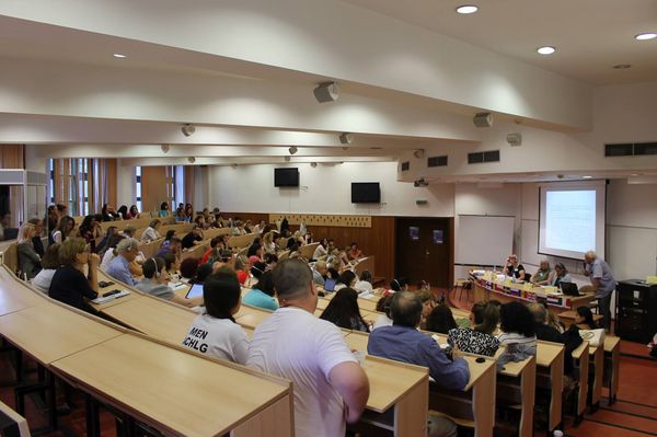 Admitere Unibuc 2022: La ce facultăţi se intră pe bază de dosare?
