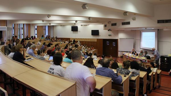 Admitere Unibuc 2022: La ce facultăţi se intră pe bază de dosare?