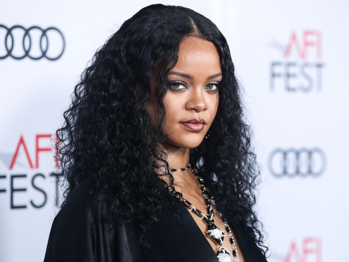 Rihanna a deveni cea mai tânără miliardară din America