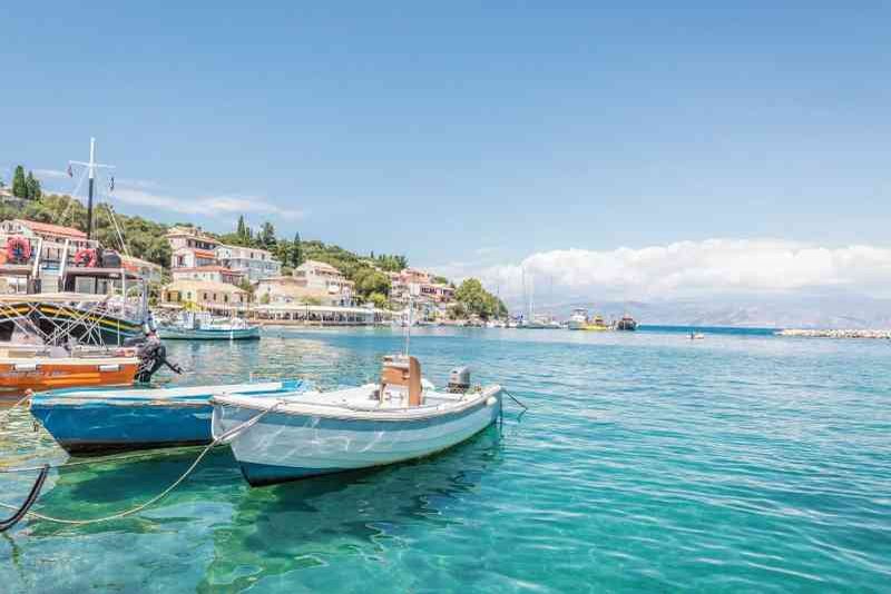 Topul celor mai trăsnite reclamaţii ale românilor