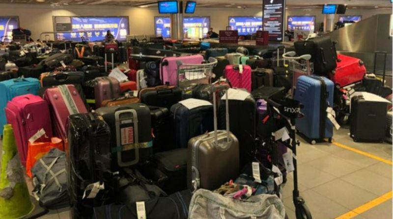 Un pasager a cumpărat un bilet de avion doar pentru a-și căuta bagajele pierdute pe aeroportul din Dublin