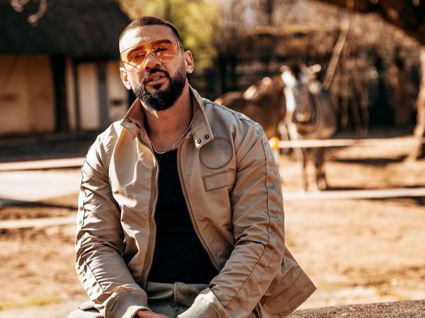 Dorian Popa, schimb de replici cu un vecin de la bloc, după ce a vrut să facă o faptă bună! Ce i-a reproșat artistului: &bdquo;Așa sunt oamenii&rdquo;
