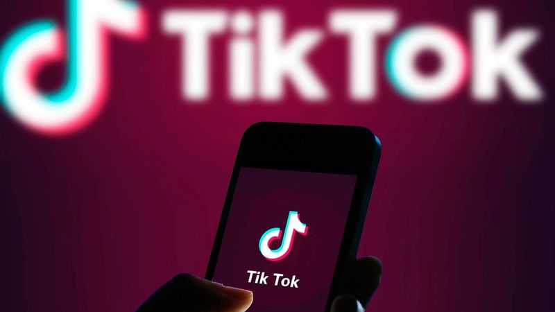 Anunț important pentru utilizatorii Tik Tok! Aplicația va folosi datele personale fără consimțăm&acirc;ntul tău