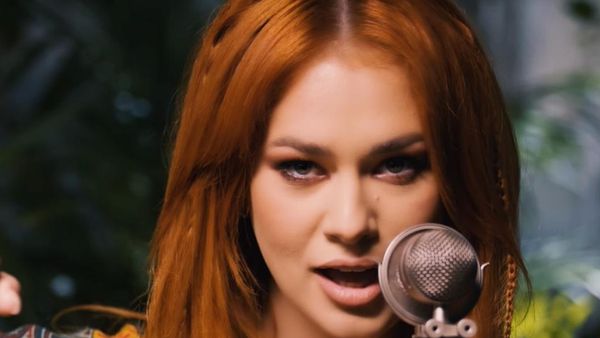 Feli a înregistrat un cover live după piesa ”Di mi nombre”