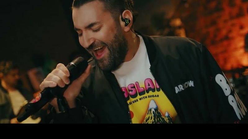 Smiley a lansat varianta live a piesei &bdquo;Mi-aduc aminte&rdquo;