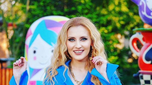 Sărbătorita zilei: Alina Sorescu &icirc;mplinește 36 de ani