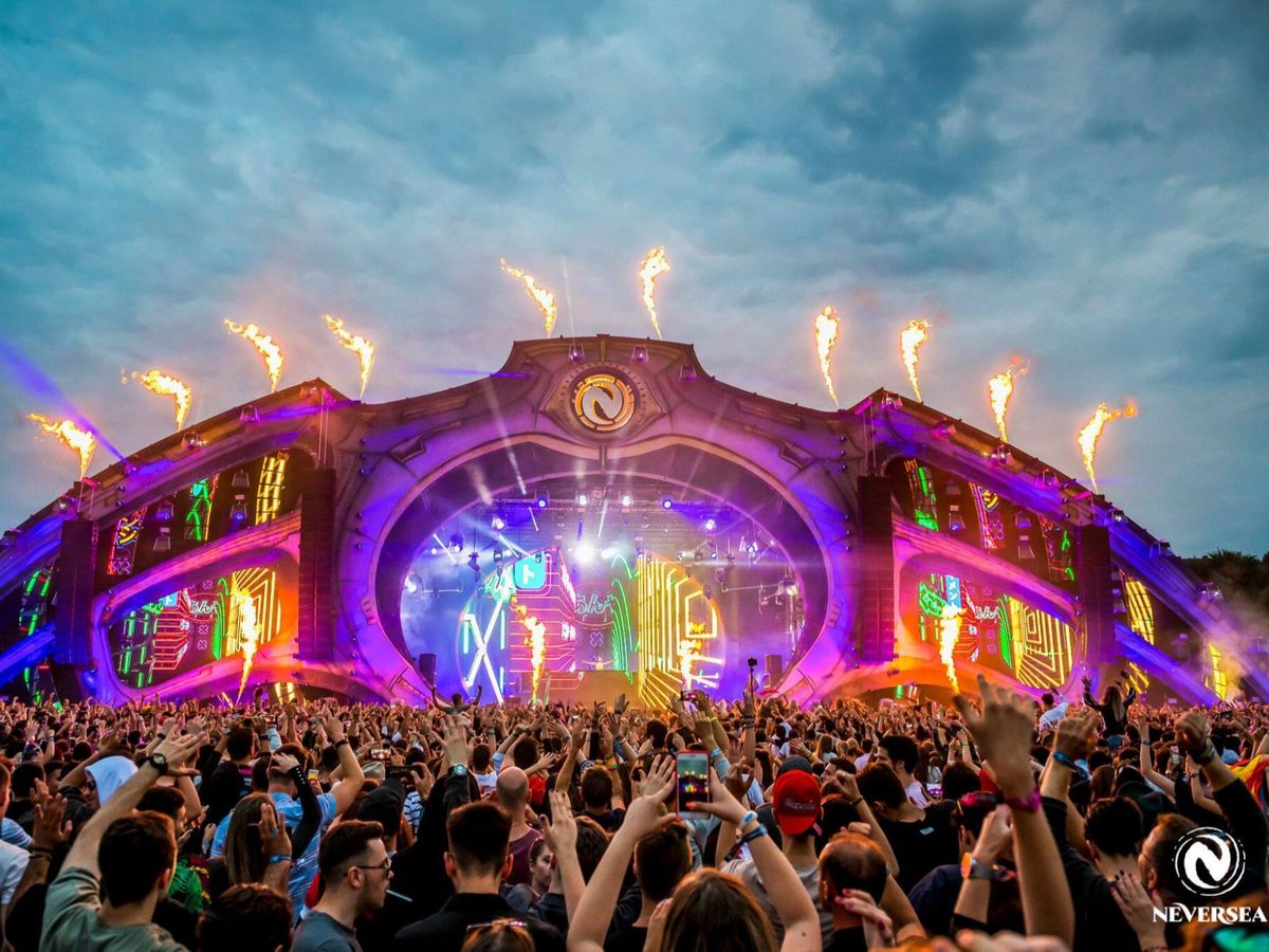 Peste 80 de persoane nu fost lăsate să intre la Neversea