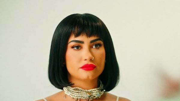 Demi Lovato a lansat piesa „Substance” - Versuri aici