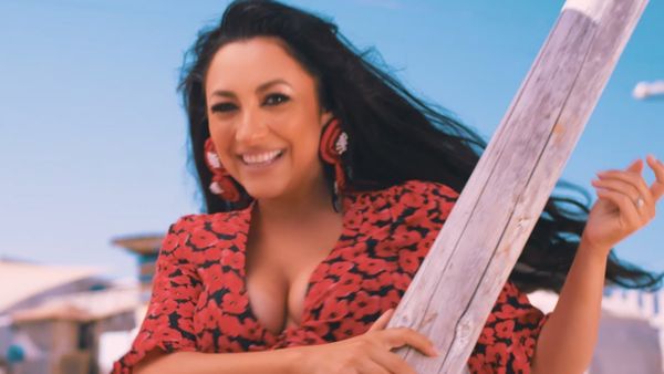 ANDRA feat. DESCEMBER BUENO - Camarero