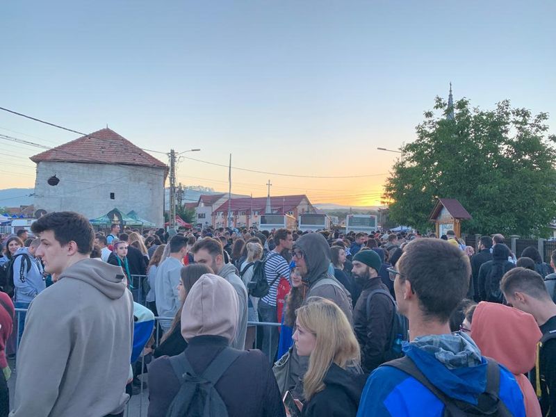 Organizatorii Electric Castle, primele declarații după haosul, coziile și reclamațiile participanților la festival