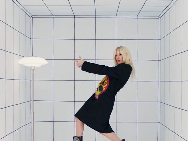 Ellie Goulding a lansat piesa &bdquo;Easy Lover&rdquo;, &icirc;n colaborare cu Big Sean - Versuri aici