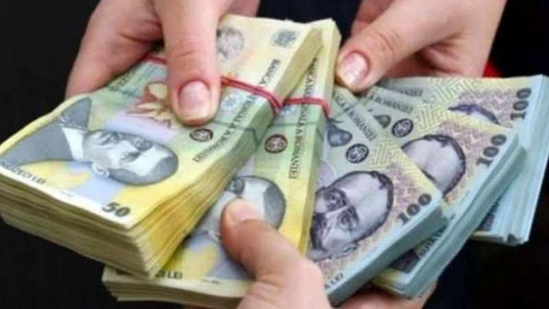 Veste bună pentru românii cu rate la bănci