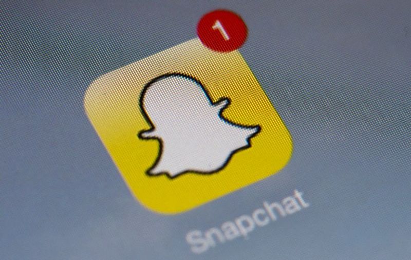 Snap introduce o versiune web a aplicaţiei sale de mesagerie foto Snapchat. 