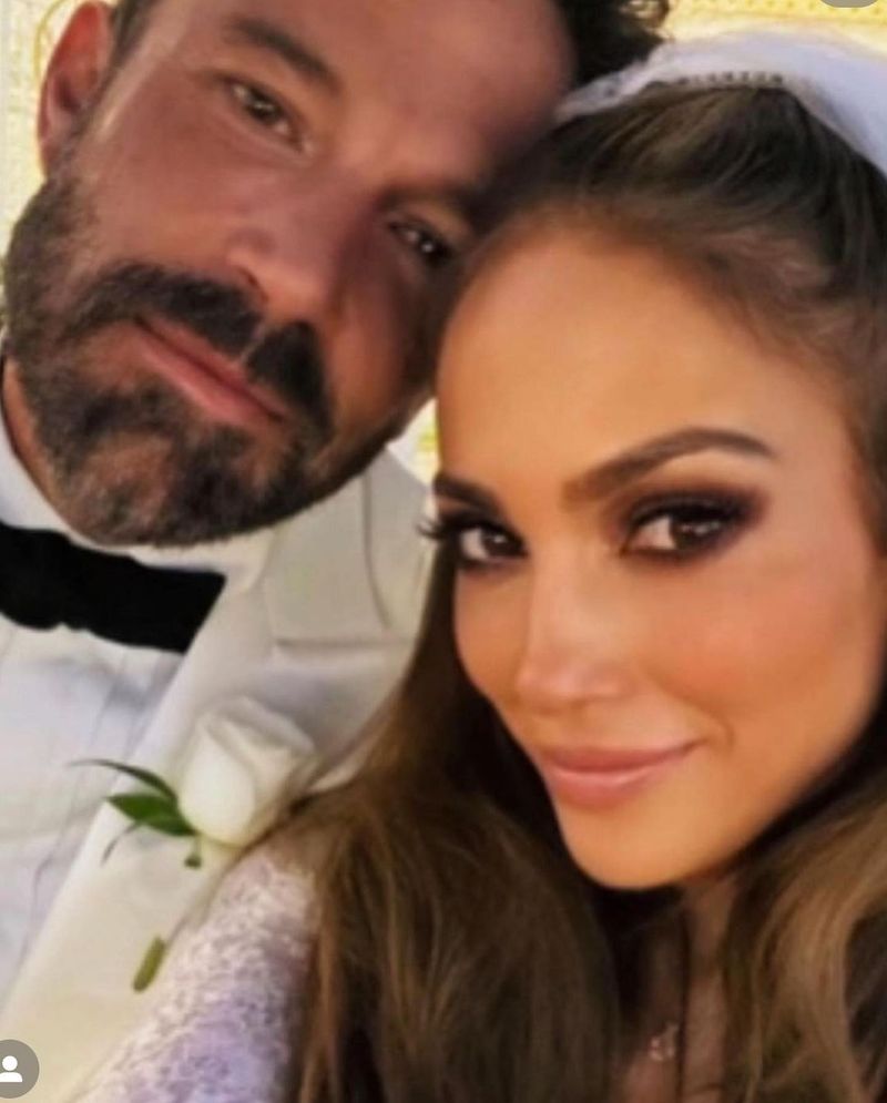 Jennifer Lopez și Ben Affleck plănuiesc o petrecere după nunta din Las Vegas