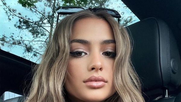 Iuliana Beregoi, trasă de păr la concert! Prima reacție a artistei. Video