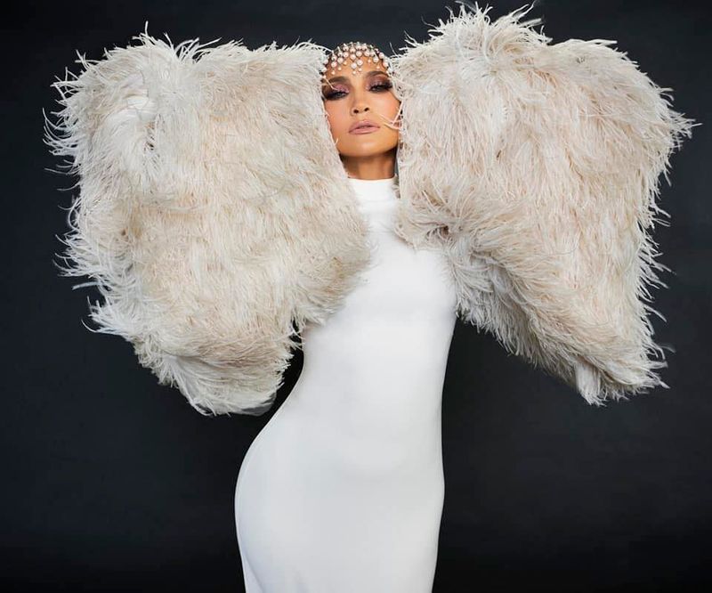 Jennifer Lopez arată mai bine acum decât la 23 de ani. Imagini inedite cu artista din tinerețe