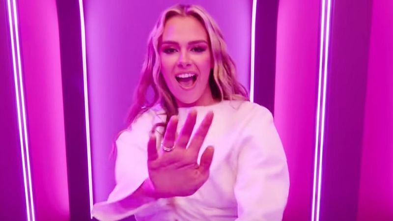 Armin van Buuren și Maia Wright au lansat videoclipul piesei &rdquo;One More Time&rdquo;
