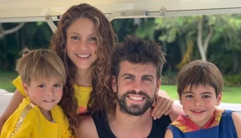 Shakira și Gerard Pique pleacă într-o vacanță exotică precum o adevărată familie
