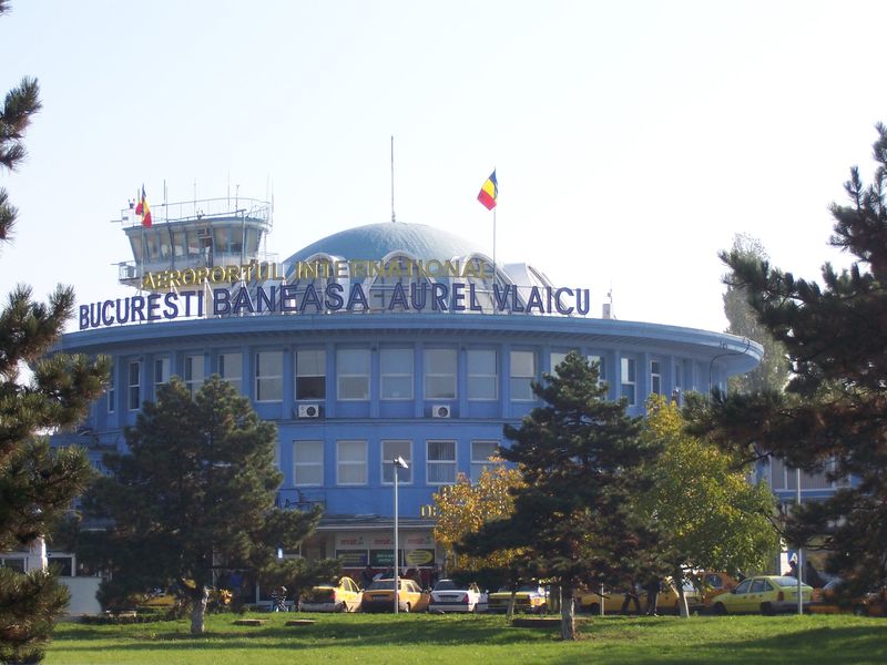 Se redeschide aeroportul Băneasa