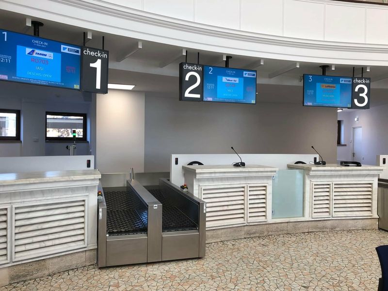 Se redeschide aeroportul Băneasa