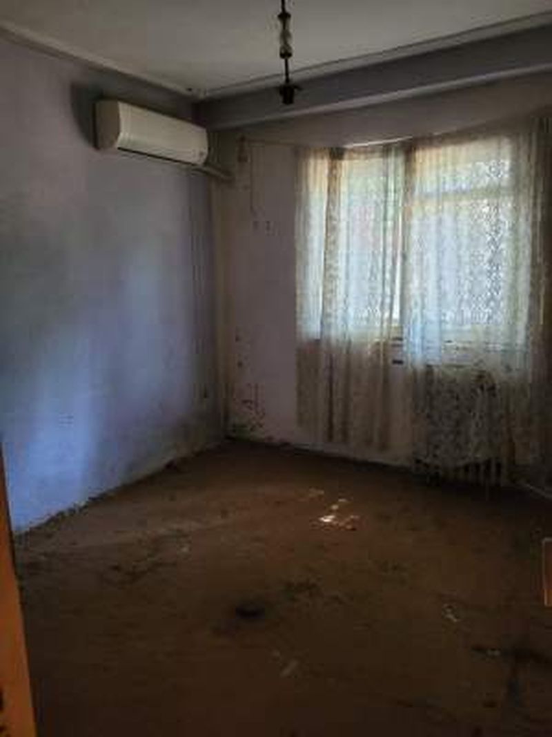 Un apartament scos la vânzare în Brăila