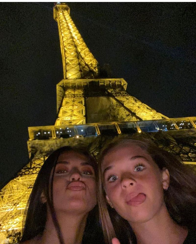 Antonia, vacanță alături de fiica ei la Paris. Fanii au fost impresionați de cât de mult seamănă Maya cu mama ei